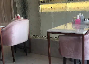 Le manicure spa