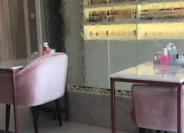 Le manicure spa