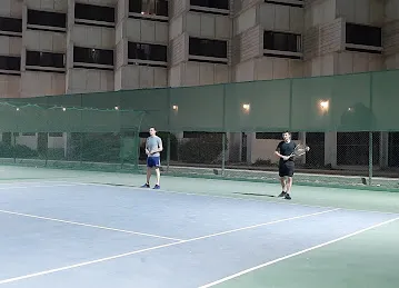 Le Meridien tennis courts