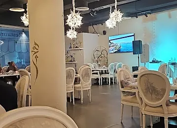 Leiva Restaurant & Cafe