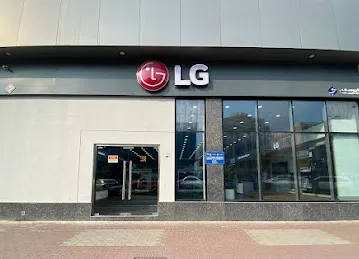 LG Al Yousuf Electronics Showroom