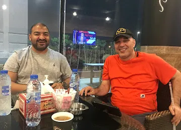 Liali Al Qaherah Cafe