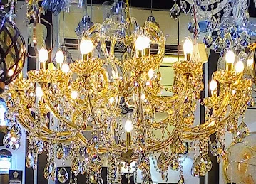 Light center branch