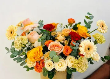 Lily Choco Flowers and Chocolates
