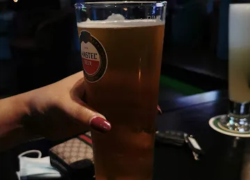 Liquid Lounge