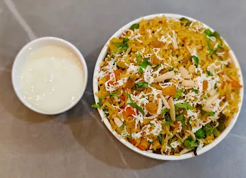 LITTLE INDIA RESTAURANT AND CAFE (Pure Vegetarian)