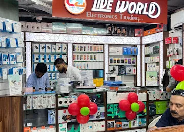 LIVE WORLD ELECTRONICS TRADING LLC