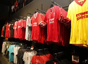 Liverpool FC Store - Mall of the Emirates