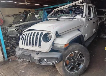 الخماسية جيب رانجلر