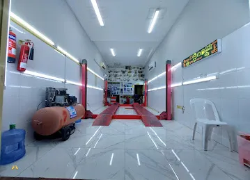 الاختصاصي لفحص السيارات بالكمبيوتر العين Specialized Computer Car Test Al ain