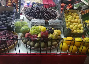 الخيرات الدمشقية الملك فيصل الشارقه