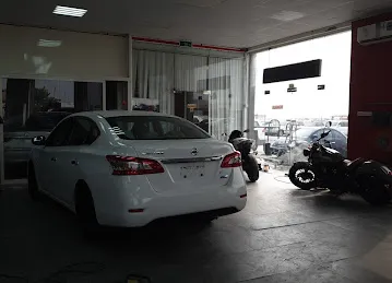 اللمسة لغسيل السيارات Allamsa Car Wash