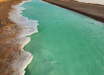 Long Salt Lake