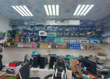 LOTUS COMPUTERS