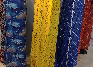 Louretal Fashions