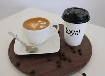Loyal café