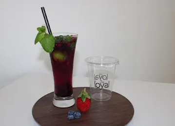 Loyal café