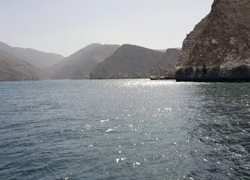 الشاطئ الجبلي