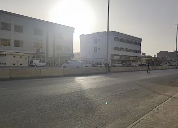 السيارة الجميلة لتجارة اطارات
