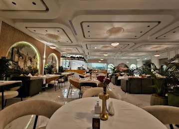Lucerne restaurant & Cafè