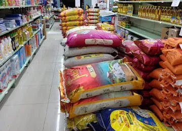 LUCKY LAND HYPER MARKET LLC
