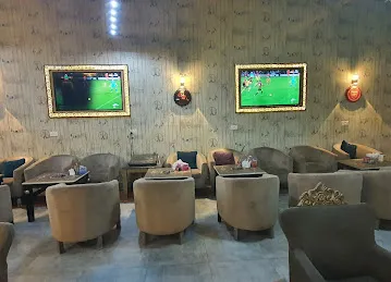 Ludo Cafe