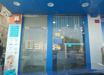LuLu Exchange, Satwa Bus Station