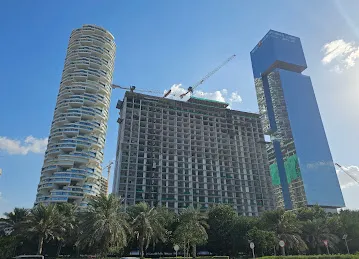 Luma Park Views