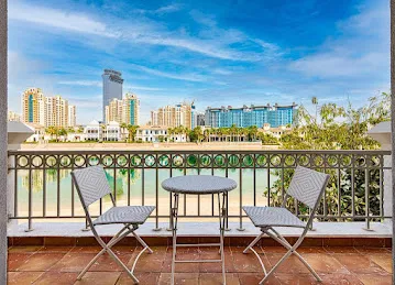 Luxury Villa For Short Rent