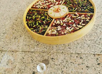 الوطنية للحلوى العمانية Al Wataniah Omanian Sweets