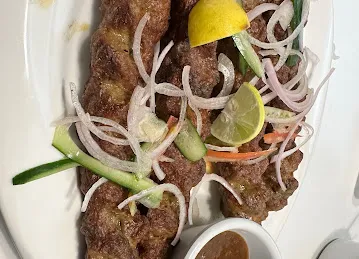 Lyari Darbar Restaurant - Pakistani Cuisine