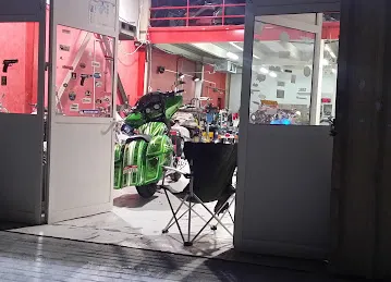 لايكان كاستومز دبي