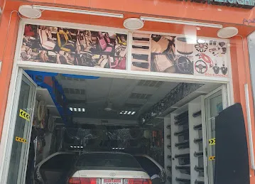 لايت تاور لزينة السيارات