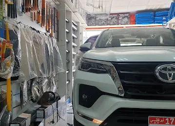 لايت تاور لزينة السيارات