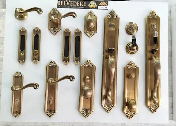 M A V METALLIC EQUIPMENT L.L.C.