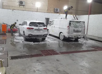 M40 car wash station محطه إم 40 لغسيل السيارات