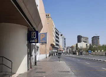 Maktoum Hospital Road, Cemetry