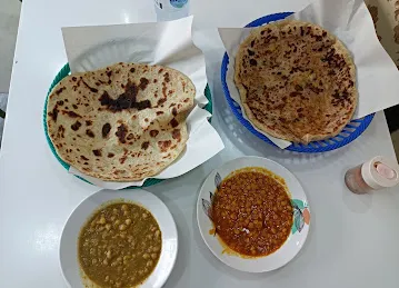Malik Nehari & Biryani Restaurant
