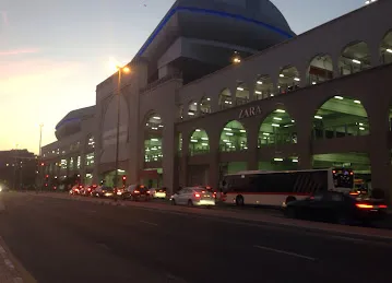 Mall of the Emirates 2-1