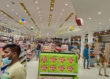 Mango Hypermarket 4