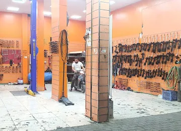 Mansoor Tyre Repairing Service