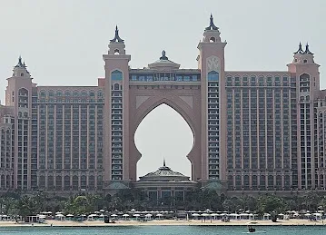 Marina Walk Roundabout