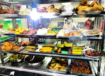 Mashad Cafeteria and Restaurant Abu hail center