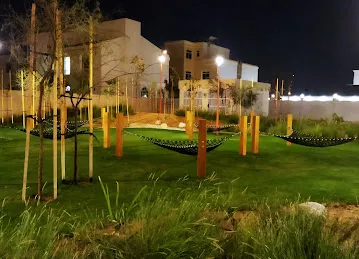 Mashtal Plaza