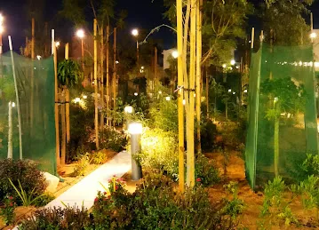 Mashtal Plaza