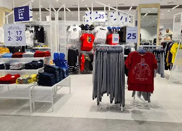 Max Mara Abu Dhabi The Galleria