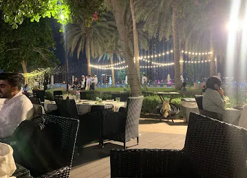 Mazar Lounge