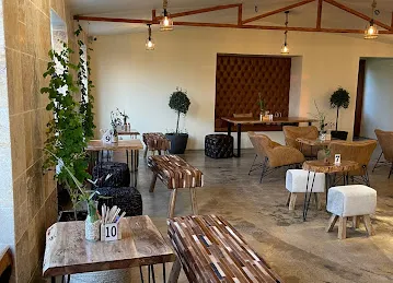 Mazaraa Café