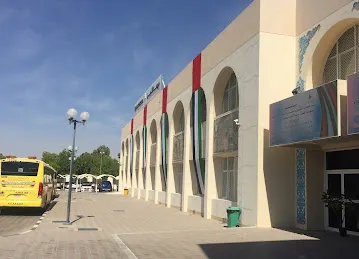 مدرسة التميز النموذجية في مدينة العين