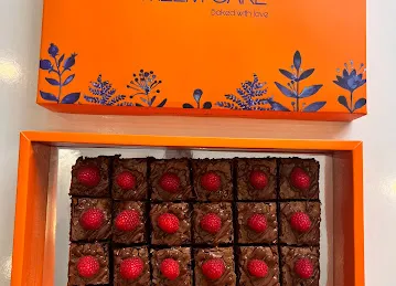 Meem Cake